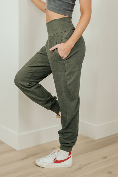 Where Are You High Rise Joggers in Olive (ONLINE EXCLUSIVE!)