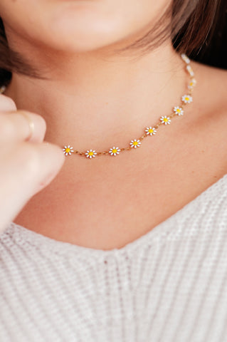 Wildflower Necklace in White (ONLINE EXCLUSIVE!)